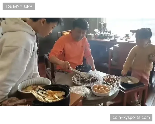 李娜晒个超接地气早餐，评论区直接去扒她家车库