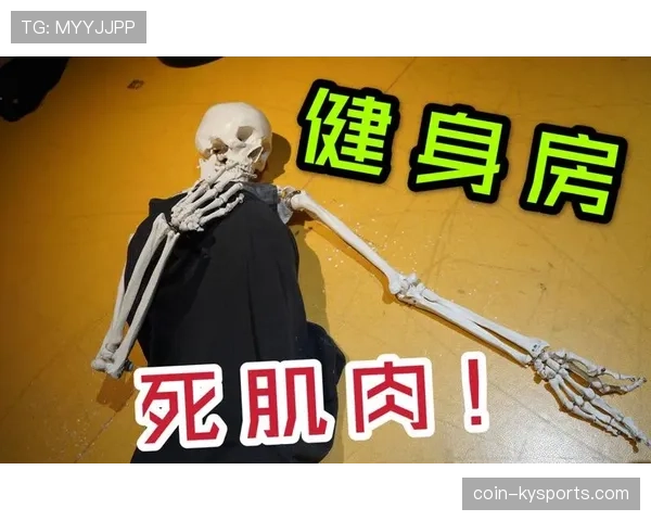 莱万训练完回家连水都不喝，冰箱里全是蛋白粉